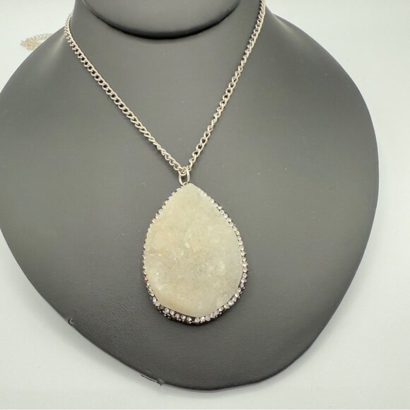 Natural White Druzy Quartz Pendant Necklace - Picture 11 of 16